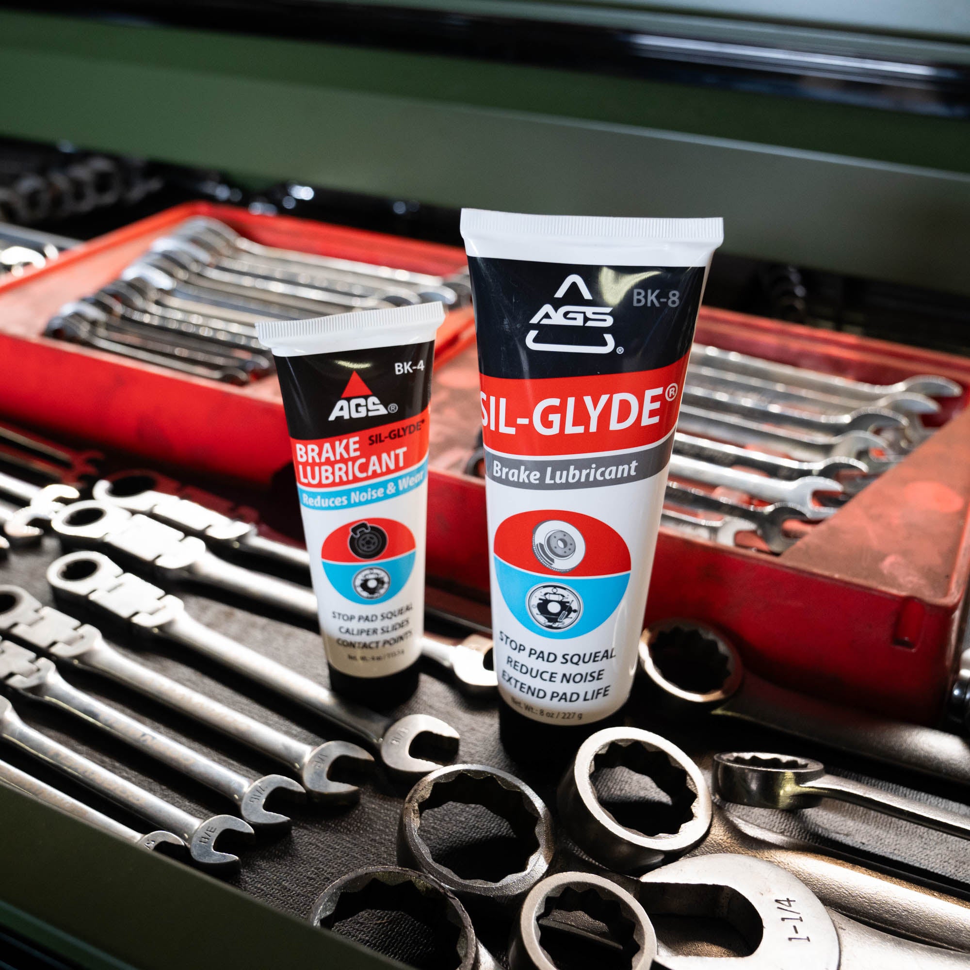 AGS BK-8 Sil-Glyde Silicone Brake Lubricant, Tube, 8 oz AGS BK-8 Sil-Glyde Silicone Brake Lubricant, Tube, 8 oz